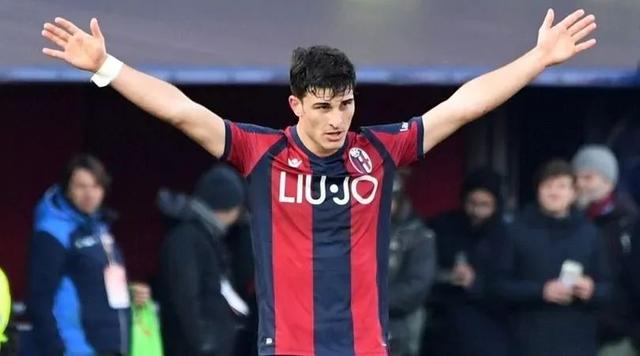 烈日下均能 烈日下均能